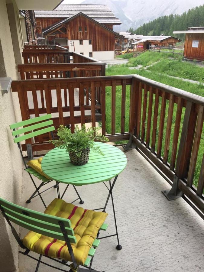 Studio Vue Piste + Parking Souterrain Privatif Inclus Les Orres Esterno foto